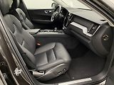 Volvo XC60 B4 AWD MOMENTUM AUT  - náhled 23