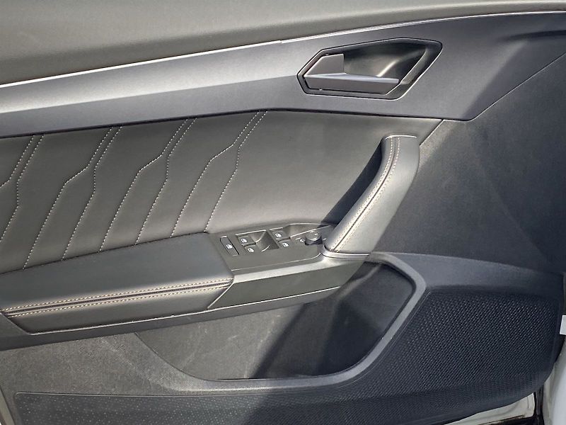 Cupra Formentor (2023) 1.5 TSI - fotka 15 z 36