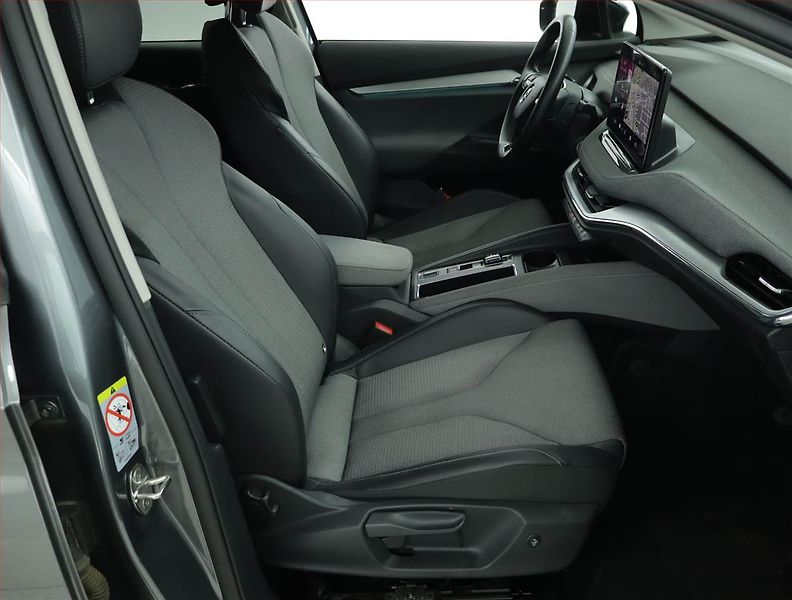 Škoda Enyaq (2022) iV 60 (62 kWh), SoH 91% - fotka 9 z 18