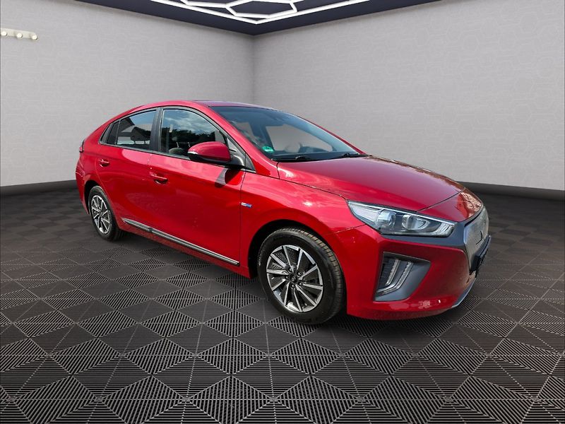 Hyundai Ioniq (2020) 25KW Trend - fotka 1 z 27