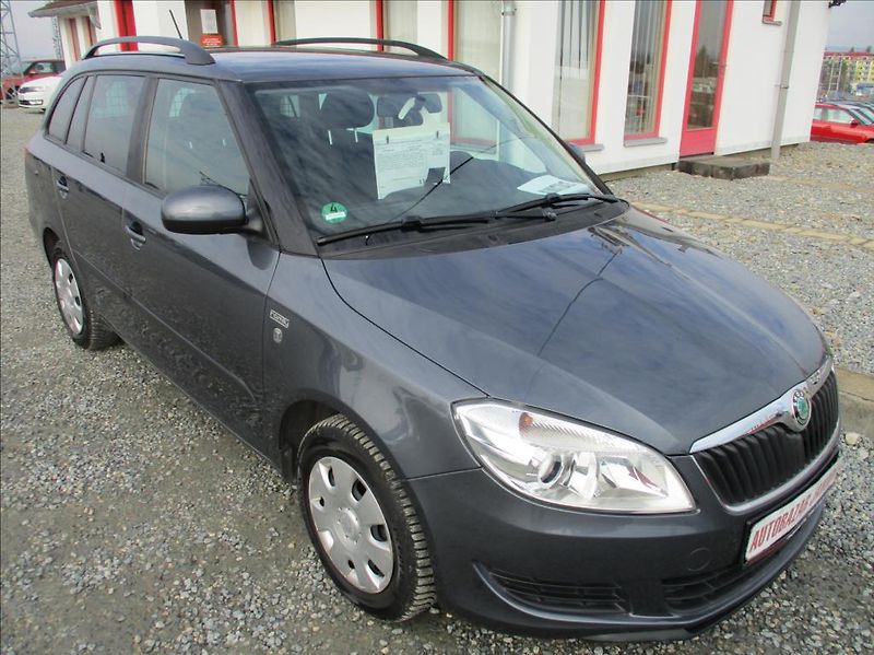 Škoda Fabia 1,2 TSI, aut.klima,serv.kniha, - fotografie inzerátu