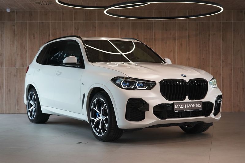 BMW X5 40d xDrive, Nezávislé, Vzduch - fotka 4 z 50