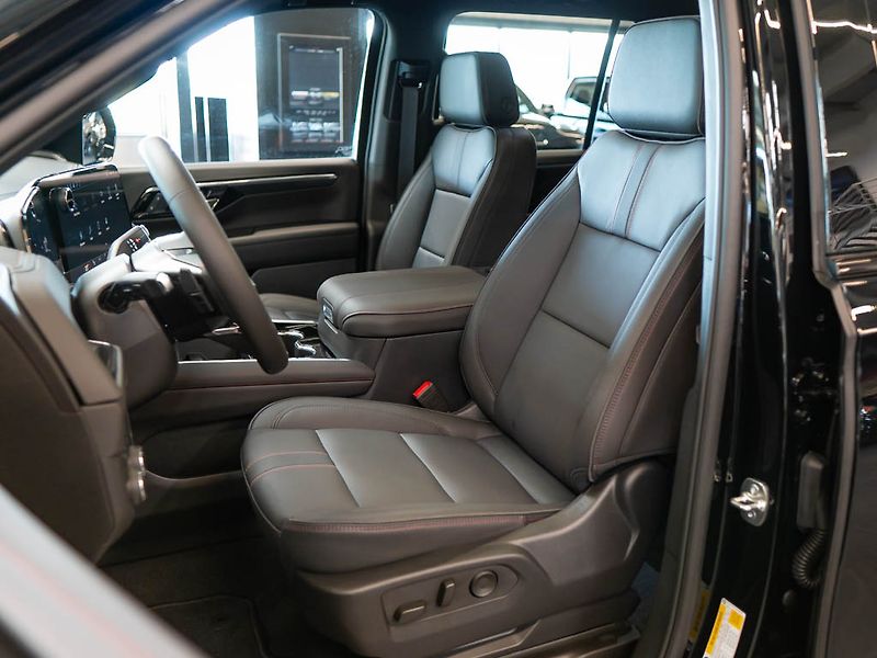 Chevrolet Tahoe (2026) 6.2 V8 4WD RST, 8 míst - fotka 16 z 41