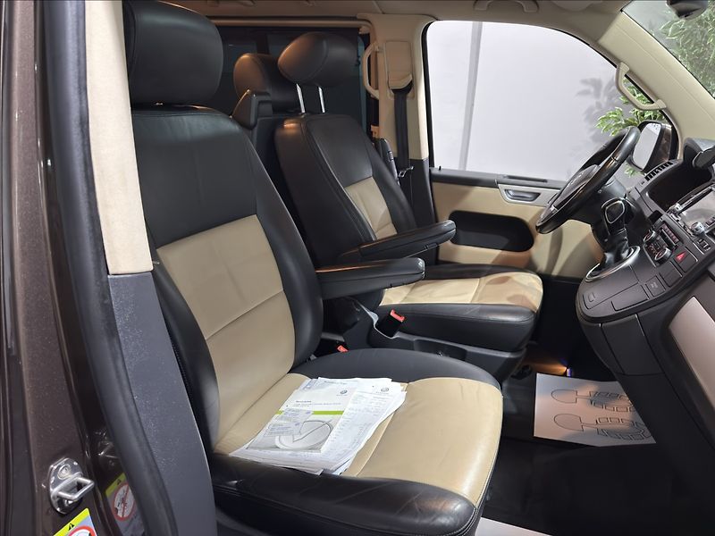 Volkswagen Multivan 2,0   TDI DSG 4M INDIVIDUAL - fotka 27 z 45