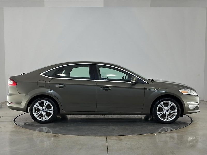 Ford Mondeo Titanium - fotka 16 z 28
