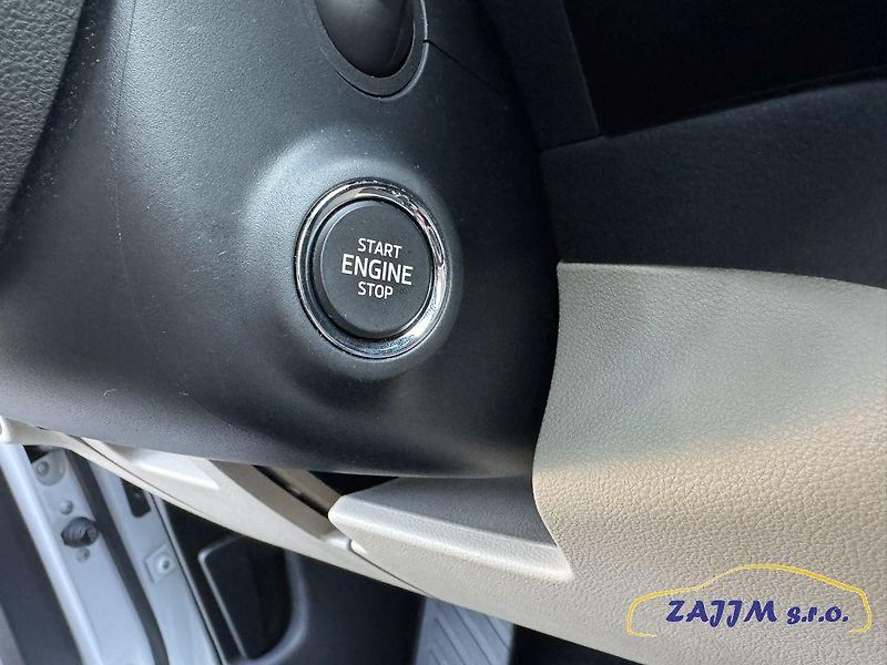 Škoda Kodiaq L&K 2.0TSi 140kw 4x4 + Webasto - fotka 16 z 50