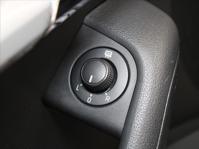 Škoda Octavia 2,0 TDi 135kW DSG 4x4 DPH ČR - fotka 17 z 23