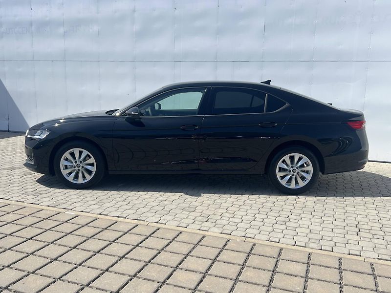 Škoda Superb (2026) Selection 7DSG 2,0TDI - fotka 2 z 5