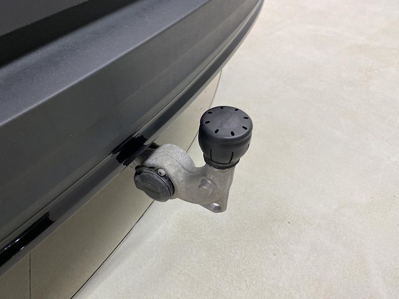 Volvo XC40 B4 DARK ULTRA AUT CZ - fotka 34 z 56