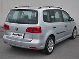Volkswagen Touran (2011) 1.6TDi, ČR, autoAC - náhled 3