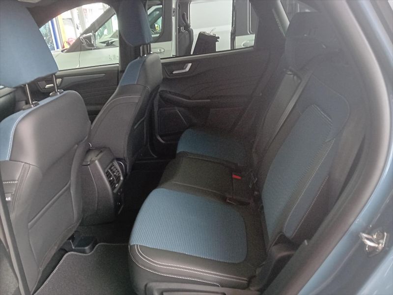 Ford Kuga (2026) 2,5 Duratec Hybrid HEV 134kW/1 - fotka 10 z 15