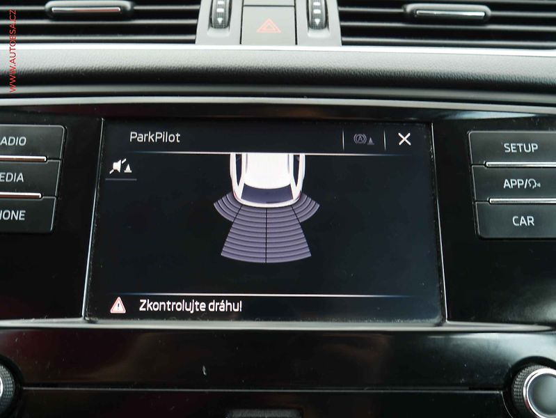 Škoda Octavia (2017) 1.6 TDI, ČR, Ambition, TZ - fotka 15 z 18