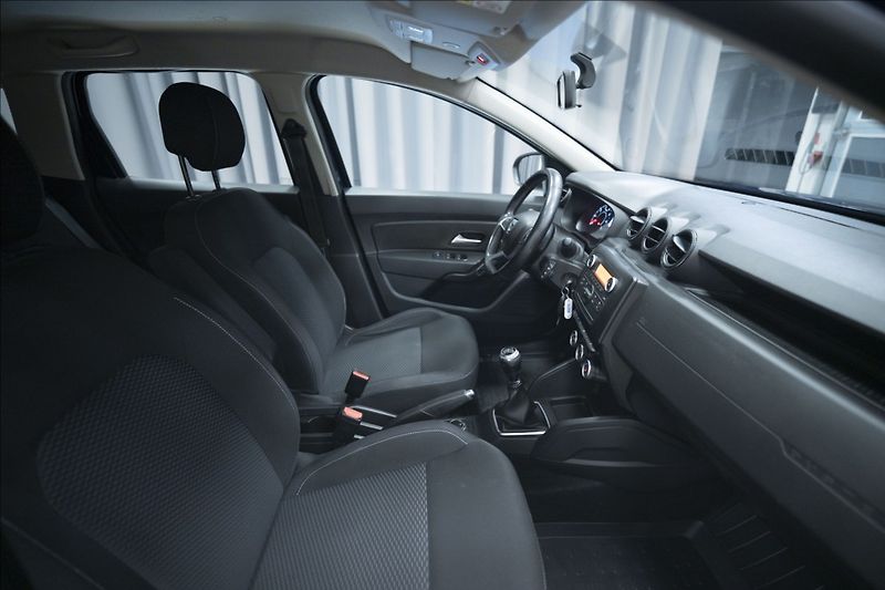 Dacia Duster 1,5 Blue dCi 4WD COMFORT TAŽNÉ - fotka 8 z 34