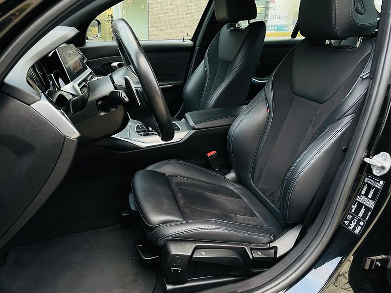 BMW Řada 3 320d XDRIVE M-PAKET VÝHŘEV - fotka 31 z 59