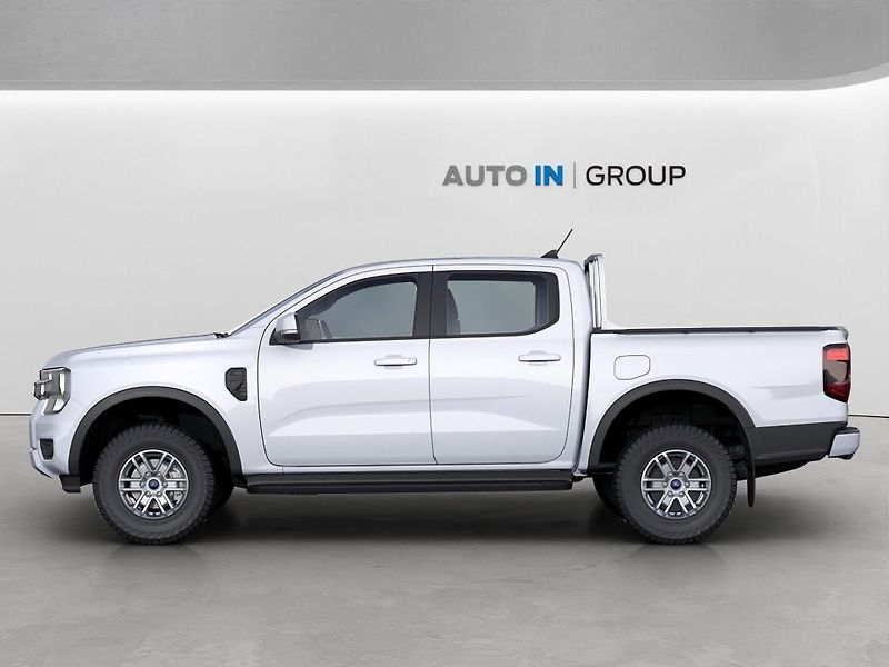 Ford Ranger (2026) XLT Double Cab 2,3 EcoBoost Hy - fotka 6 z 9
