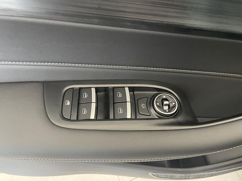 Chery Tiggo 4 HEV (2026) 1,5 HEV Unique - fotka 24 z 49