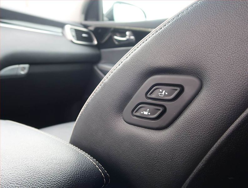Kia Sorento (2018) GT Line 2.2 CRDi - fotka 26 z 30