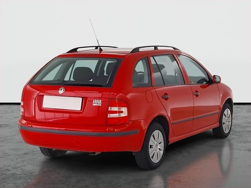 Škoda Fabia (2005) Ambiente 1.2 12V, nová STK - fotka 5 z 14
