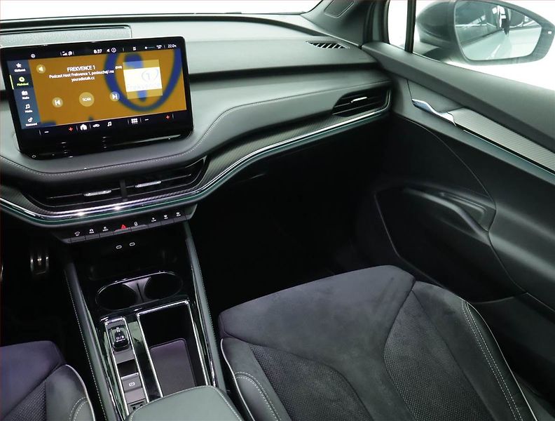 Škoda Enyaq (2023) Sportline iV 60 (62 kWh) - fotka 8 z 22