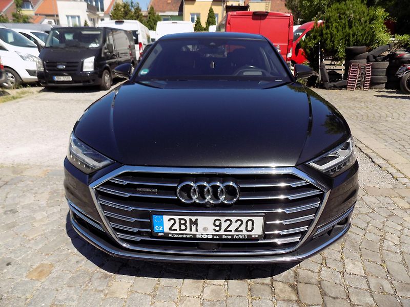 Audi A8 3,0 TFSI 250 KW LONG FULL!!!!! - fotka 3 z 46