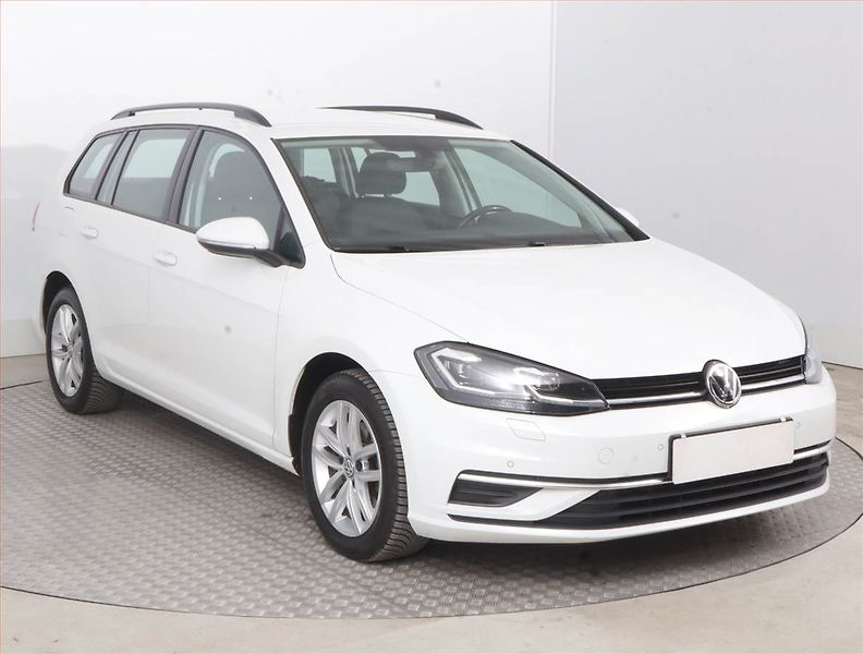 Volkswagen Golf (2019) 2.0 TDI, Navi, Tempomat - fotografie inzerátu