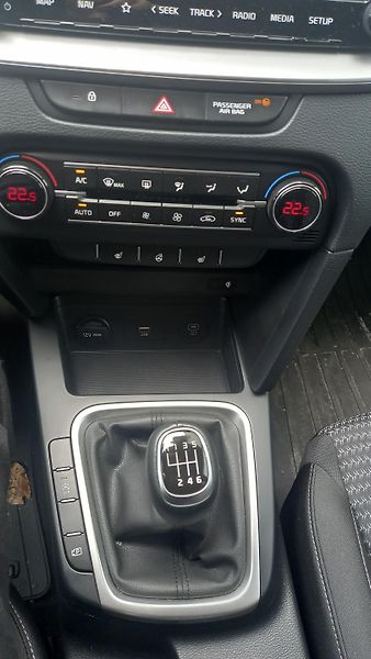 Kia Ceed SW (2025) 1,5 T-GDi GPF TOP - fotka 10 z 14