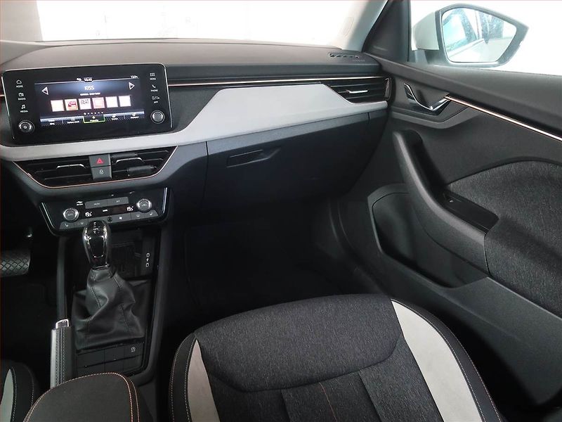 Škoda Scala (2025) 1.0 TSI, Top Selection, FullLe - fotka 8 z 17