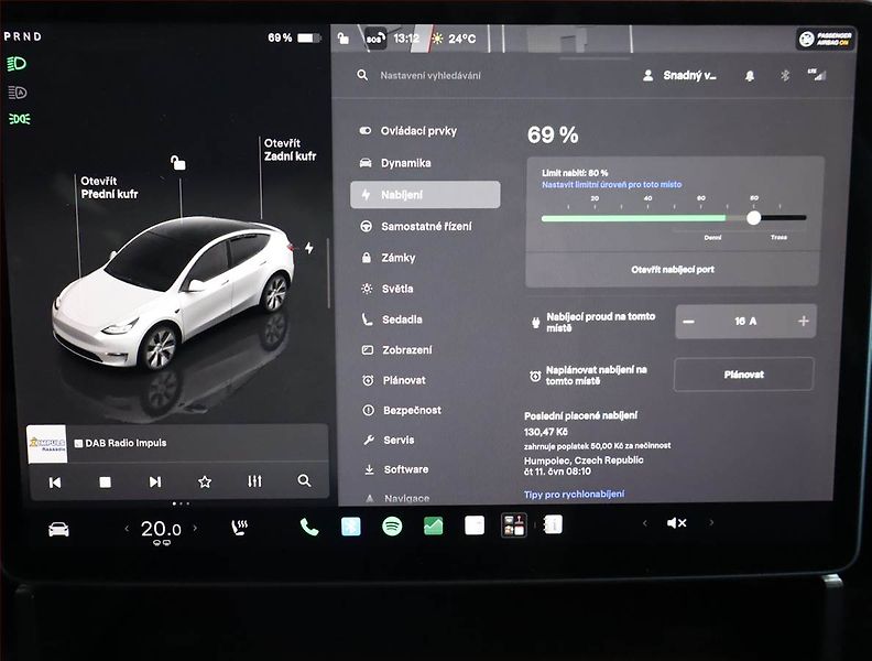 Tesla Model Y (2024) Long Range AWD 79kWh, SoH 95% - fotka 18 z 30