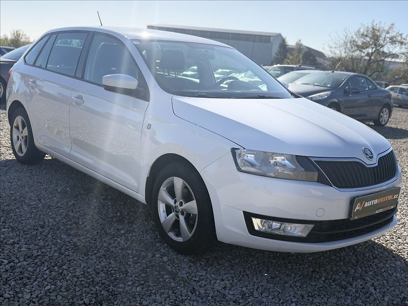 Škoda Rapid 1,2 TSI +SADA ZIMNÍCH KOL - fotka 3 z 26