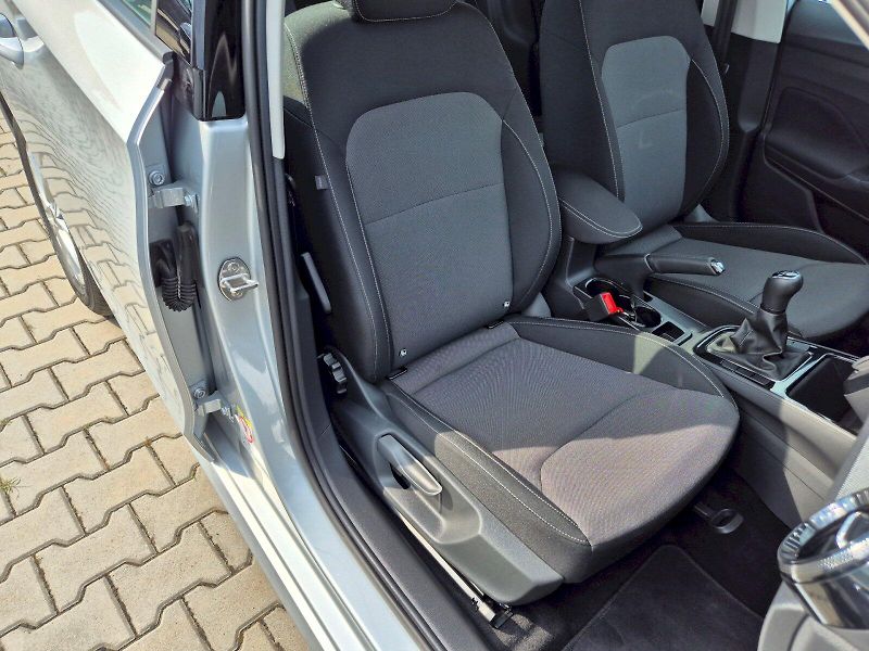 Škoda Fabia (2025) Selection 1.0 TSI 70 kW 5°manu - fotka 19 z 30