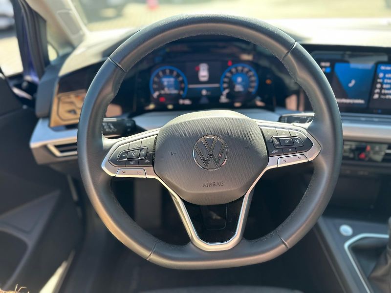 Volkswagen Golf Variant 1.5 TSI 110kW Life - fotka 11 z 18