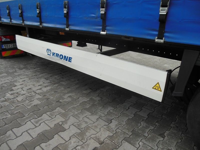Krone SD LowDeck, Zvedací náprava - fotka 9 z 20