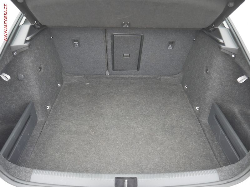Škoda Octavia (2019) 1.6 TDi, ČR, DSG, LED, autoAC - fotka 7 z 26