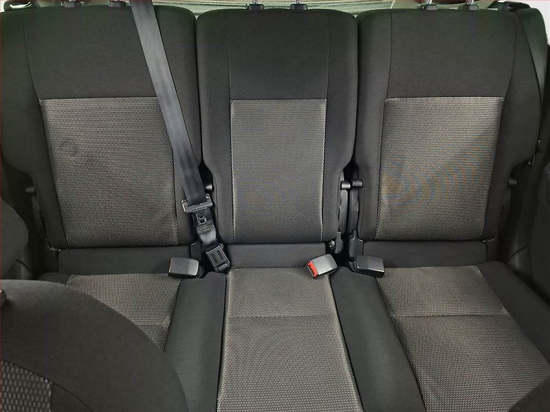 Ford C-MAX (2010) 1.6, ČR,1.maj - fotka 10 z 14