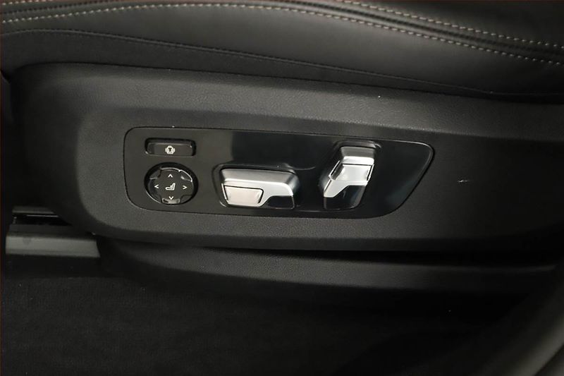 BMW X6 (2025) xDrive40d - fotka 18 z 20