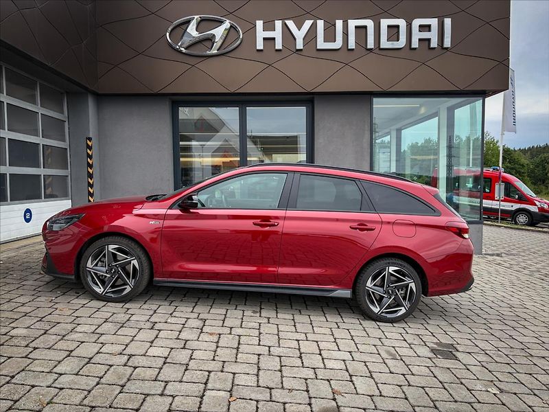 Hyundai i30 1,5 T-GDI N-Line - fotka 3 z 19
