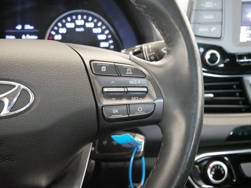 Hyundai i30 - fotka 17 z 25