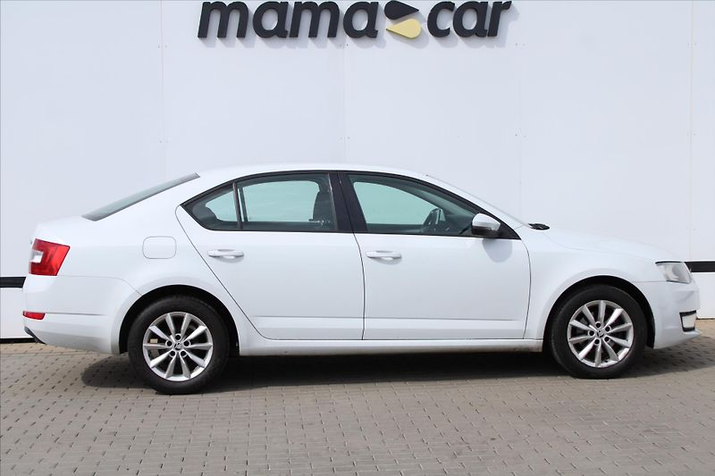 Škoda Octavia 1.2 TSI 81kW DSG DPH ČR - fotka 2 z 3