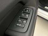 Volvo XC60 T6 AWD DARK PLUS CZ 1. maj. - náhled 48