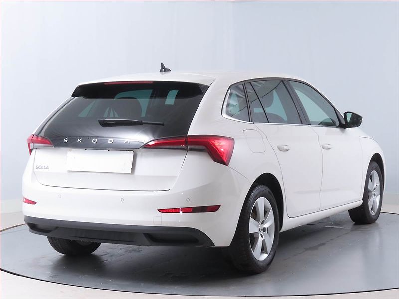 Škoda Scala (2023) 1.0 TSI, ČR,1.maj, Tempomat - fotka 5 z 16