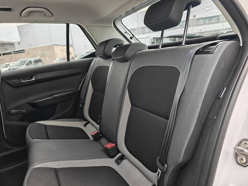 Škoda Fabia Ambition Green tec 1,2TSI - fotka 8 z 21