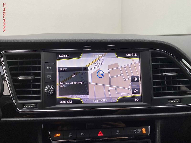 Cupra Leon (2018) 2.0 TSi 4x4, DSG, LED - fotka 18 z 20