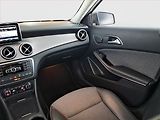 Mercedes-Benz GLA (2015) 220 CDI 4MATIC, 4X4 - náhled 8