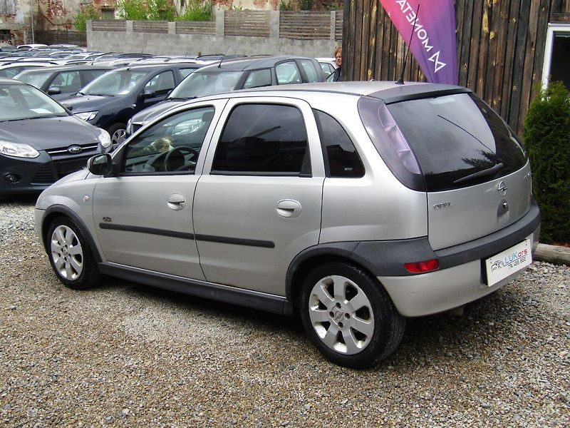 Opel Corsa (2002) GSi 1.8 16VC 92kW - fotka 5 z 38