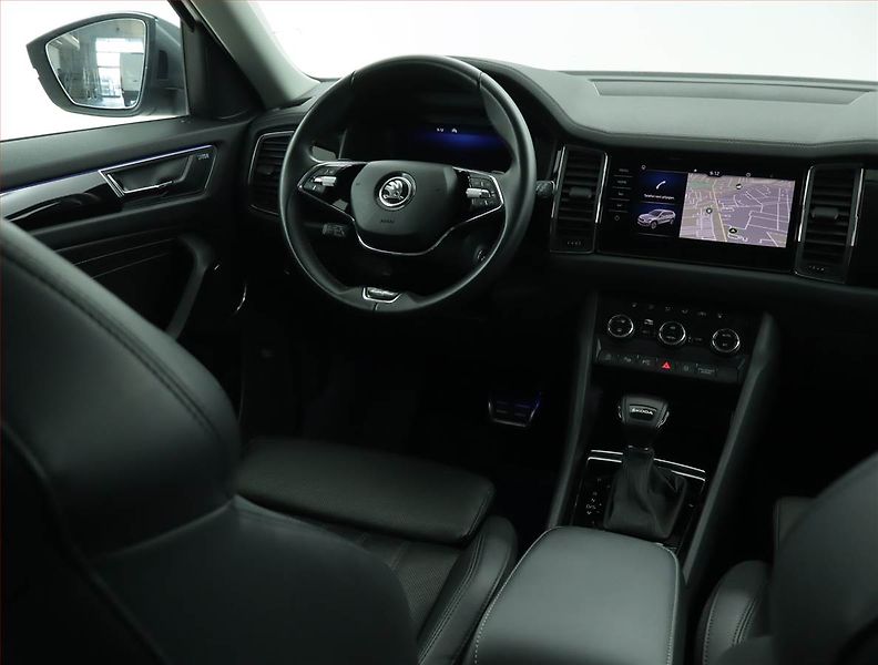 Škoda Kodiaq (2023) Laurin&Klement 2.0 TDI - fotka 7 z 17