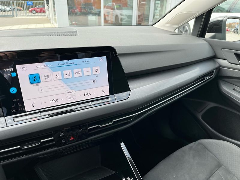 Volkswagen Golf Style 2.0 TDI 110 kW DSG Varia - fotka 19 z 29