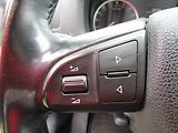 Škoda Octavia (2011) 2.0 TDi, 1.maj, AC, park - náhled 15