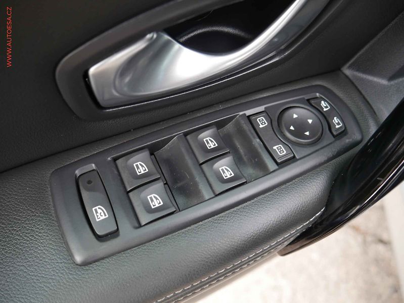 Renault Laguna (2013) 1.5 dCi, ČR, Navi, výhřev - fotka 19 z 22