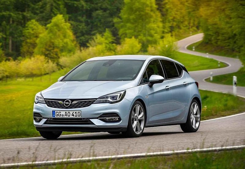 Takto vypadal systém OnStar v původní verzi současné Astry