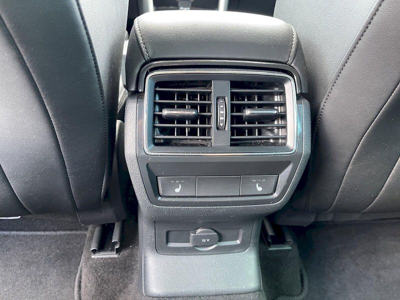 Škoda Karoq (2022) 1.5 TSI 110kW DSG Style Plus - fotka 25 z 34